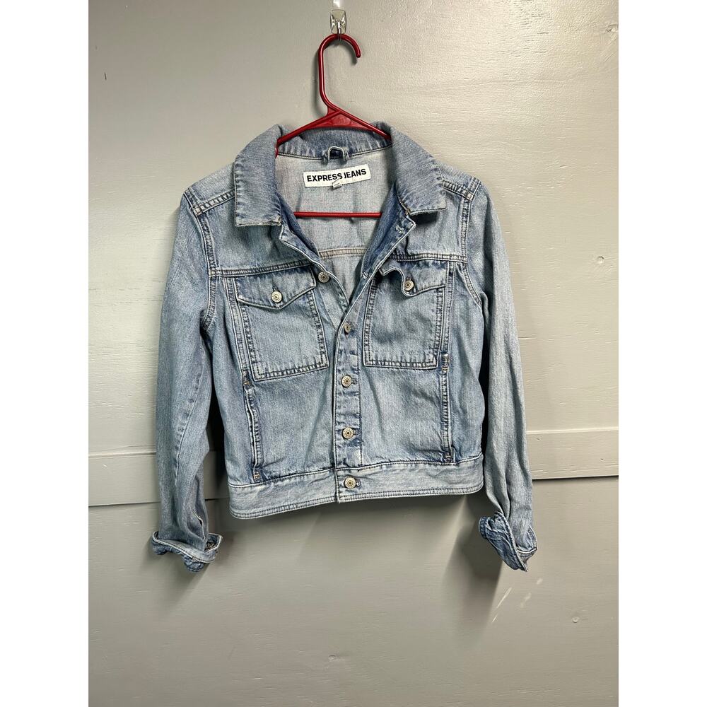 Express Denim Womens FittedJean Jacket Button Down Light Wash Size Med EUC